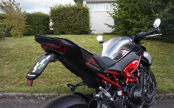 Verleihmotorrad Kawasaki Z900 vom Händler Eichenberger Zweirad-Sport - Bild 6