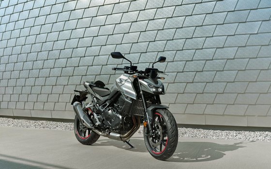 Verleihmotorrad Honda CB750 Hornet vom Händler Bruhy Kraftfahrzeug GmbH - Bild 18 Verleihmotorrad Honda CB750 Hornet vom Händler Bruhy Kraftfahrzeug GmbH - Bild 18