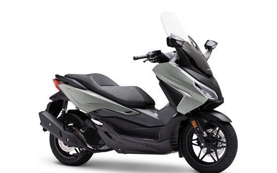 Verleihmotorrad Honda Forza 125 vom Händler Bruhy Kraftfahrzeug GmbH - Bild 9 Verleihmotorrad Honda Forza 125 vom Händler Bruhy Kraftfahrzeug GmbH - Bild 9