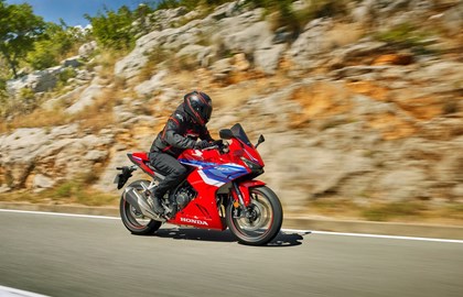 Leihmotorrad Honda CBR500R