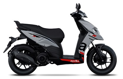 Leihmotorrad Aprilia SR 125