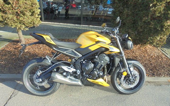 Verleihmotorrad Triumph Street Triple 765 RS vom Händler Bahros Bike Bude GmbH - Bild 2 Verleihmotorrad Triumph Street Triple 765 RS vom Händler Bahros Bike Bude GmbH - Bild 2