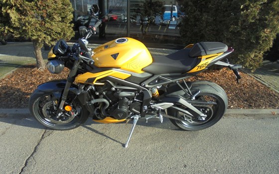 Verleihmotorrad Triumph Street Triple 765 RS vom Händler Bahros Bike Bude GmbH - Bild 6 Verleihmotorrad Triumph Street Triple 765 RS vom Händler Bahros Bike Bude GmbH - Bild 6