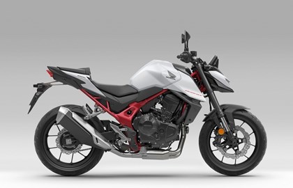 Leihmotorrad Honda CB750 Hornet