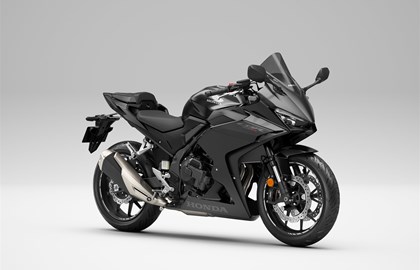 Leihmotorrad Honda CBR500R E-Clutch