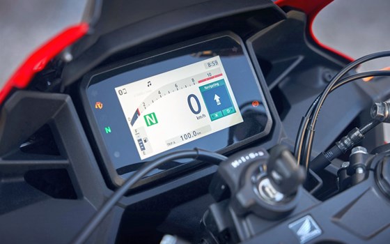 Verleihmotorrad Honda CBR500R vom Händler Zweirad Brockmeyer GmbH - Bild 6 Verleihmotorrad Honda CBR500R vom Händler Zweirad Brockmeyer GmbH - Bild 6