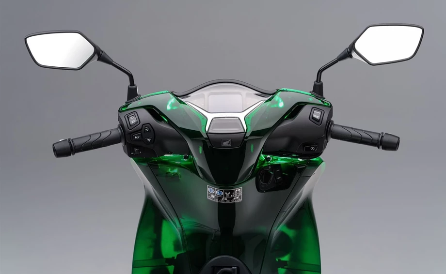 Verleihmotorrad Honda SH125i vom Händler Zweirad Brockmeyer GmbH Bild 16: Verleihmotorrad Honda SH125i vom Händler Zweirad Brockmeyer GmbH