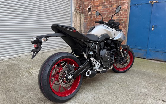 Verleihmotorrad Suzuki GSX-8S vom Händler H&K Motorsport - Bild 8