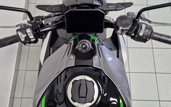 Verleihmotorrad Kawasaki Z900 SE vom Händler Fahrzeuge Haupt GmbH - Bild 10