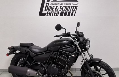 Leihmotorrad Kawasaki Eliminator 500