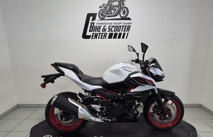 Leihmotorrad Kawasaki Z 500 SE