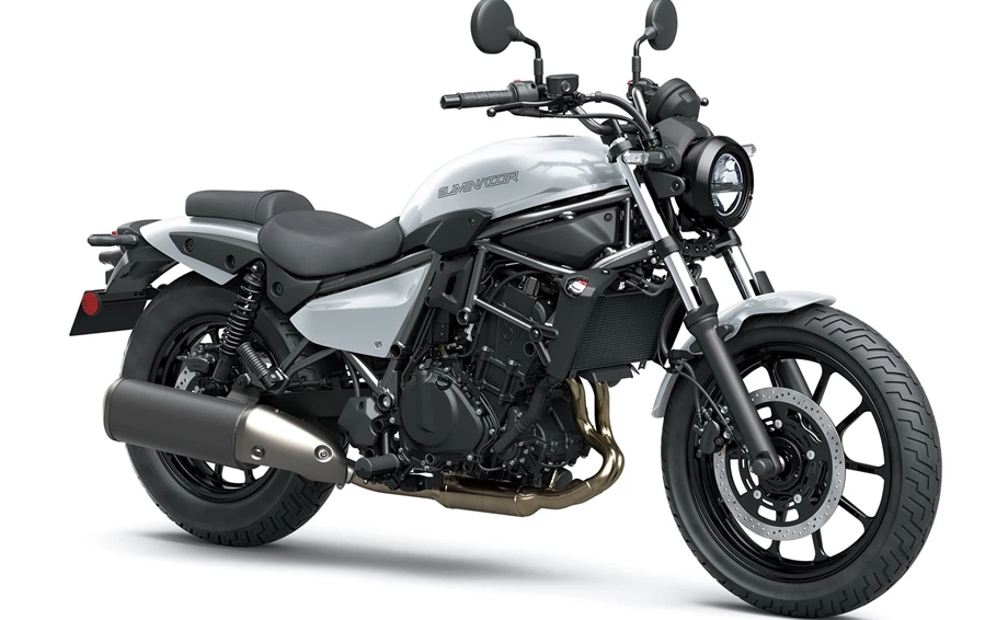 Verleihmotorrad Kawasaki Eliminator 500 vom Händler Georg Zukal Bild 2: Verleihmotorrad Kawasaki Eliminator 500 vom Händler Georg Zukal