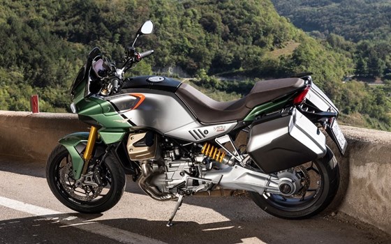 Verleihmotorrad Moto Guzzi V100 Mandello S vom Händler Witten u. Weber oHG - Bild 6 Verleihmotorrad Moto Guzzi V100 Mandello S vom Händler Witten u. Weber oHG - Bild 6