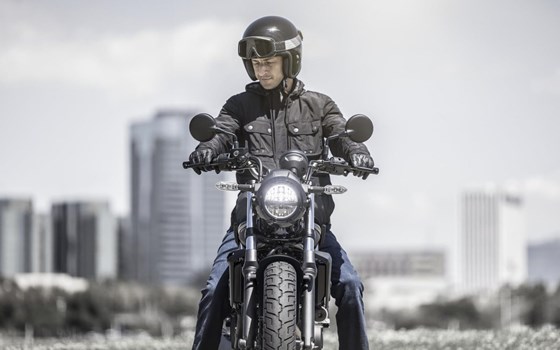Verleihmotorrad Kawasaki Eliminator 500 vom Händler Witten u. Weber oHG - Bild 3 Verleihmotorrad Kawasaki Eliminator 500 vom Händler Witten u. Weber oHG - Bild 3
