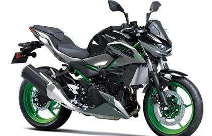 Leihmotorrad Kawasaki Z 500 SE