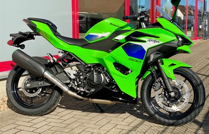 Moto de location Kawasaki Ninja 500 SE