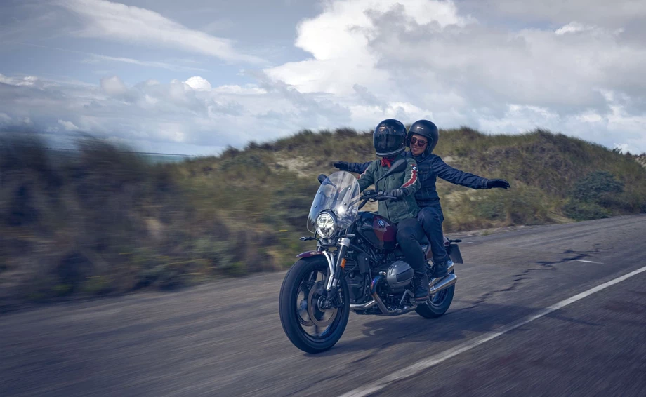 Verleihmotorrad BMW R 12 vom Händler Motorrad Witzel GmbH Bild 6: Verleihmotorrad BMW R 12 vom Händler Motorrad Witzel GmbH