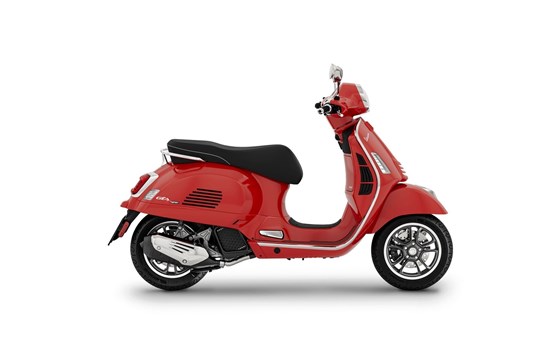 Verleihmotorrad Vespa GTS 125 Super vom Händler Pat-Bikes - Bild 3 Verleihmotorrad Vespa GTS 125 Super vom Händler Pat-Bikes - Bild 3
