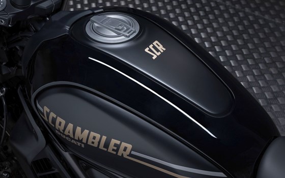 Verleihmotorrad Ducati Scrambler Full Throttle vom Händler Motorrad Meisterei Lange e.K. - Bild 6 Verleihmotorrad Ducati Scrambler Full Throttle vom Händler Motorrad Meisterei Lange e.K. - Bild 6