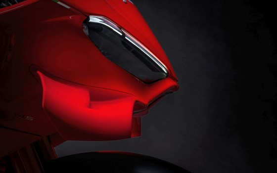 Verleihmotorrad Ducati Panigale V4 vom Händler Motorrad Meisterei Lange e.K. - Bild 3 Verleihmotorrad Ducati Panigale V4 vom Händler Motorrad Meisterei Lange e.K. - Bild 3