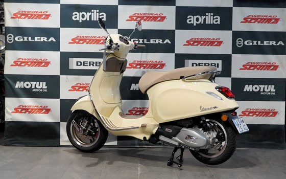 Verleihmotorrad Vespa Primavera 125 Sport vom Händler Zweirad Schira Inh. Uwe Schütze e.K. - Bild 3