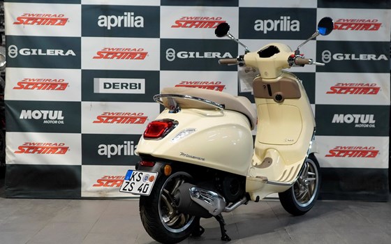 Verleihmotorrad Vespa Primavera 125 Sport vom Händler Zweirad Schira Inh. Uwe Schütze e.K. - Bild 5