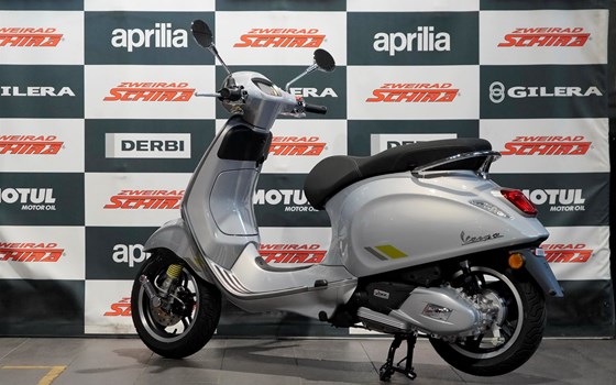Verleihmotorrad Vespa Primavera Tech 125 vom Händler Zweirad Schira Inh. Uwe Schütze e.K. - Bild 5 Verleihmotorrad Vespa Primavera Tech 125 vom Händler Zweirad Schira Inh. Uwe Schütze e.K. - Bild 5