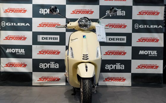 Verleihmotorrad Vespa Primavera 125 Sport vom Händler Zweirad Schira Inh. Uwe Schütze e.K. - Bild 7