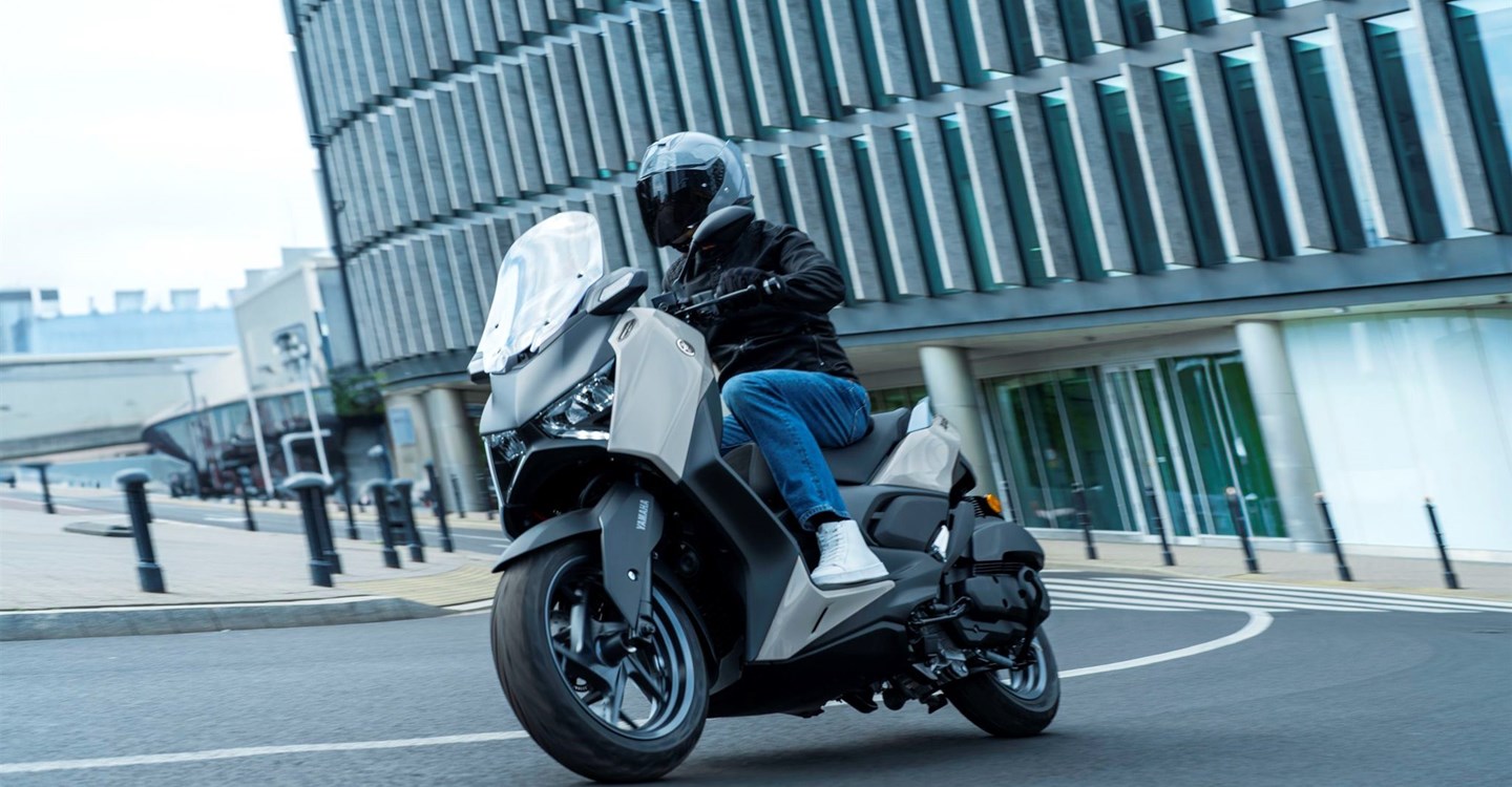 Verleihmotorrad Yamaha XMAX 125 Tech MAX+ vom Händler Zweirad Center Gawelleck