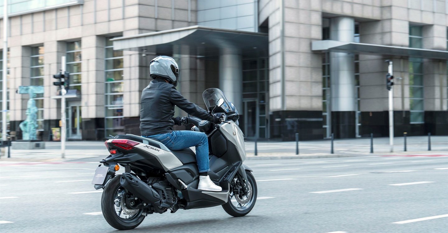 Verleihmotorrad Yamaha XMAX 125 Tech MAX+ vom Händler Zweirad Center Gawelleck