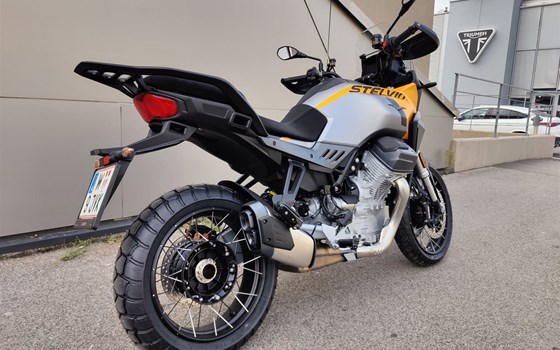 Verleihmotorrad Moto Guzzi Stelvio vom Händler IL MOTO  Motorradhandel und Reparaturwerkstätte GesmbH - Bild 4 Verleihmotorrad Moto Guzzi Stelvio vom Händler IL MOTO  Motorradhandel und Reparaturwerkstätte GesmbH - Bild 4
