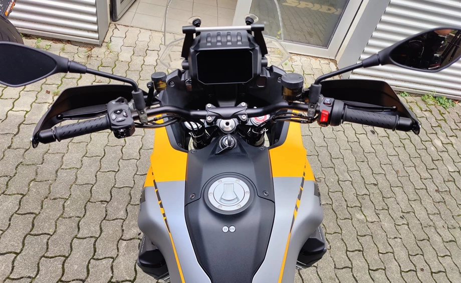 Verleihmotorrad Moto Guzzi Stelvio vom Händler IL MOTO  Motorradhandel und Reparaturwerkstätte GesmbH Bild 6: Verleihmotorrad Moto Guzzi Stelvio vom Händler IL MOTO  Motorradhandel und Reparaturwerkstätte GesmbH
