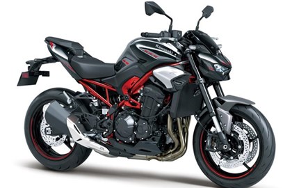 Leihmotorrad Kawasaki Z900