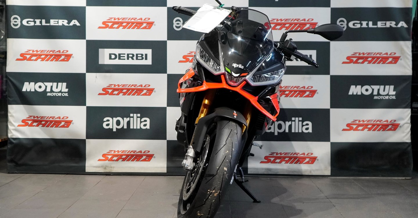 Verleihmotorrad Aprilia Tuono V4 1100 Factory vom Händler Zweirad Schira Inh. Uwe Schütze e.K.