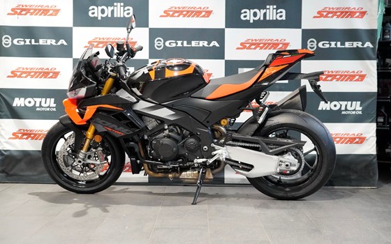 Verleihmotorrad Aprilia Tuono V4 1100 Factory vom Händler Zweirad Schira Inh. Uwe Schütze e.K. - Bild 7 Verleihmotorrad Aprilia Tuono V4 1100 Factory vom Händler Zweirad Schira Inh. Uwe Schütze e.K. - Bild 7