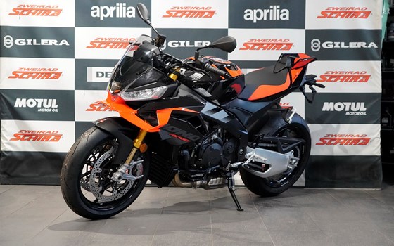 Verleihmotorrad Aprilia Tuono V4 1100 Factory vom Händler Zweirad Schira Inh. Uwe Schütze e.K. - Bild 8 Verleihmotorrad Aprilia Tuono V4 1100 Factory vom Händler Zweirad Schira Inh. Uwe Schütze e.K. - Bild 8