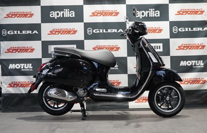 Leihmotorrad Vespa GTS 310 Super Leihmotorrad Vespa GTS 310 Super