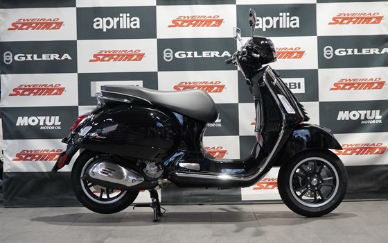 Verleihmotorrad Vespa GTS 310 Super vom Händler Zweirad Schira Inh. Uwe Schütze e.K. - Bild 1 Verleihmotorrad Vespa GTS 310 Super vom Händler Zweirad Schira Inh. Uwe Schütze e.K. - Bild 1