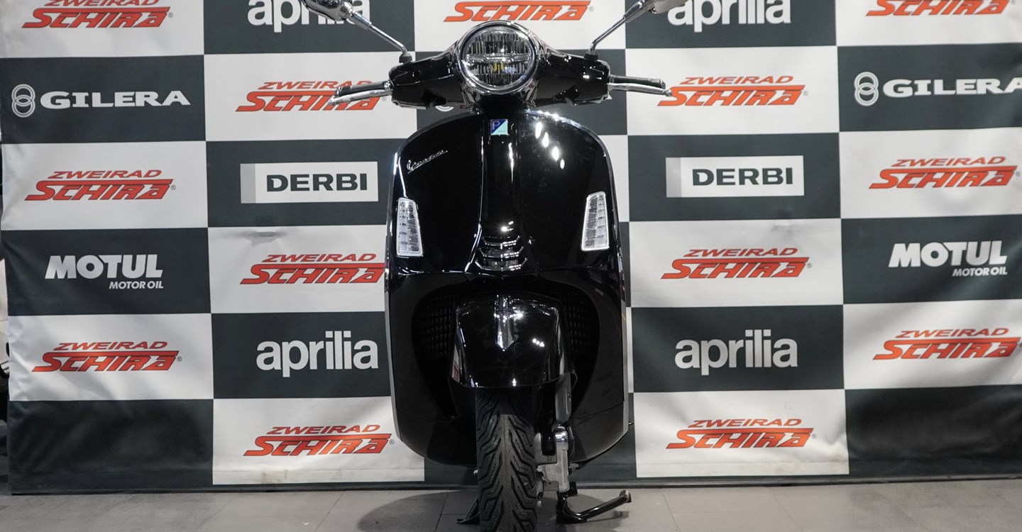 Verleihmotorrad Vespa GTS 310 Super vom Händler Zweirad Schira Inh. Uwe Schütze e.K.