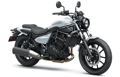 Leihmotorrad Kawasaki Eliminator 500 Leihmotorrad Kawasaki Eliminator 500