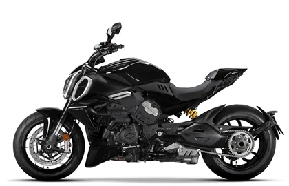 Leihmotorrad Ducati Diavel V4 Leihmotorrad Ducati Diavel V4