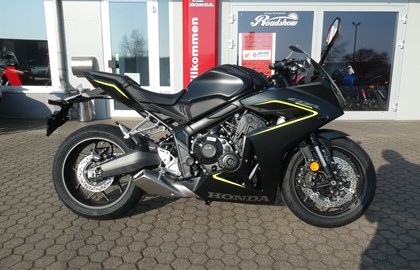 Leihmotorrad Honda CBR650R E-Clutch