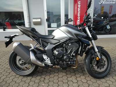 CB750 Hornet