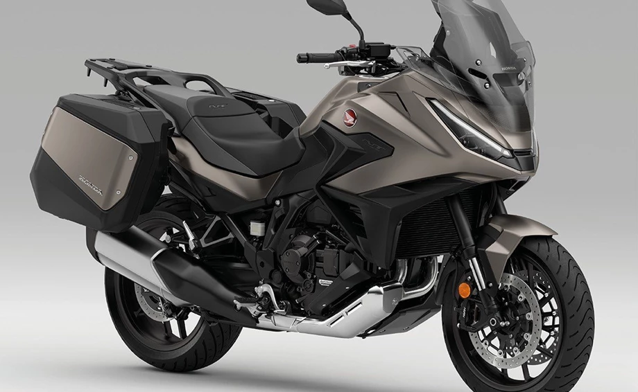 Verleihmotorrad Honda NT1100 DCT Electronic Suspension vom Händler Zweirad-Center Zöller Bild 1: Verleihmotorrad Honda NT1100 DCT Electronic Suspension vom Händler Zweirad-Center Zöller