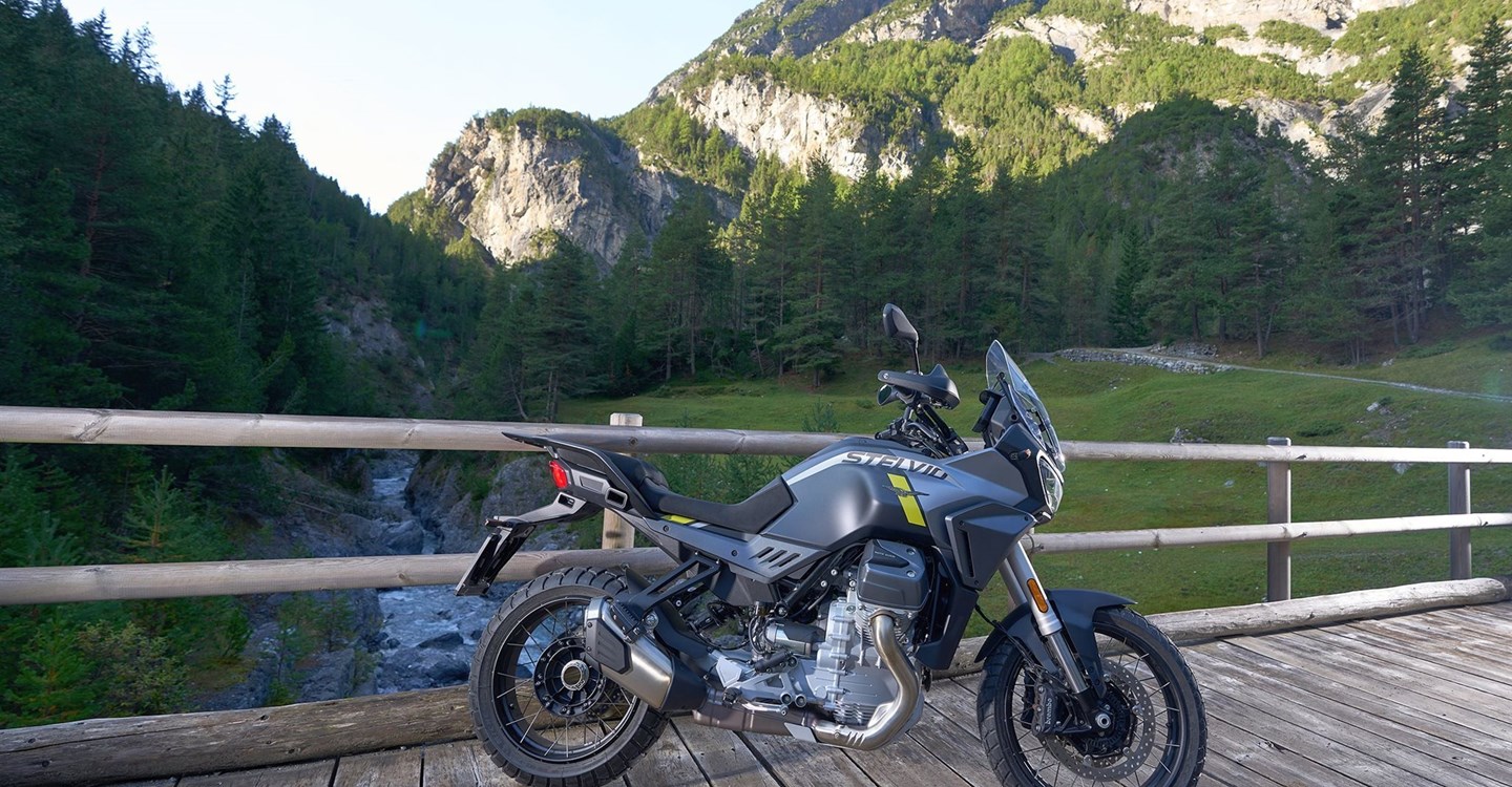 Verleihmotorrad Moto Guzzi Stelvio vom Händler Motorrad Hofmann Monsheim