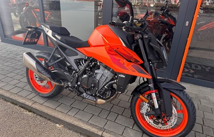 Leihmotorrad KTM 990 Duke