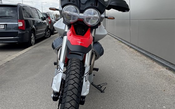 Verleihmotorrad Moto Guzzi V85 TT vom Händler IL MOTO  Motorradhandel und Reparaturwerkstätte GesmbH - Bild 4 Verleihmotorrad Moto Guzzi V85 TT vom Händler IL MOTO  Motorradhandel und Reparaturwerkstätte GesmbH - Bild 4