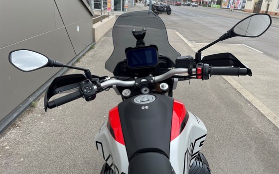 Verleihmotorrad Moto Guzzi V85 TT vom Händler IL MOTO  Motorradhandel und Reparaturwerkstätte GesmbH - Bild 6 Verleihmotorrad Moto Guzzi V85 TT vom Händler IL MOTO  Motorradhandel und Reparaturwerkstätte GesmbH - Bild 6