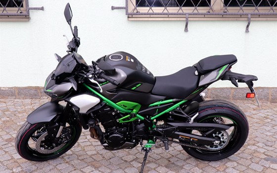 Verleihmotorrad Kawasaki Z900 70kW vom Händler Motorrad Service Scheibe - Bild 1 Verleihmotorrad Kawasaki Z900 70kW vom Händler Motorrad Service Scheibe - Bild 1