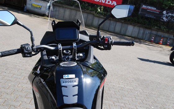 Verleihmotorrad Honda XL750 Transalp vom Händler Motorrad Kröber - Bild 7 Verleihmotorrad Honda XL750 Transalp vom Händler Motorrad Kröber - Bild 7